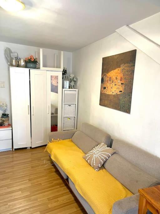 Apartment Near Central Station Zurigo Esterno foto